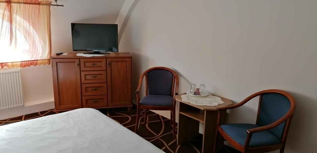 Pension Magnolia Trenčín Extérieur photo